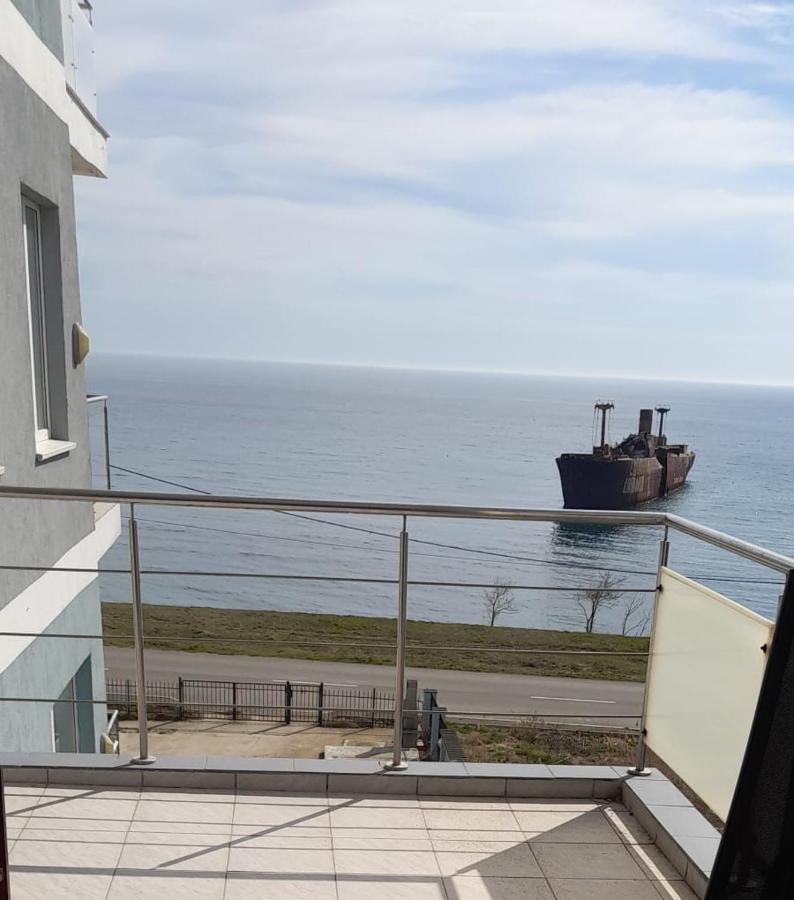 コスティネシュティApartament Bety Sea Frontアパートメント エクステリア 写真