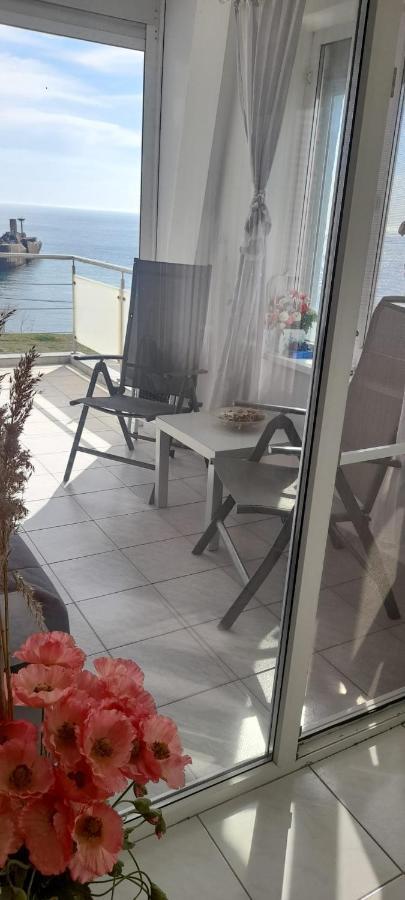 コスティネシュティApartament Bety Sea Frontアパートメント エクステリア 写真