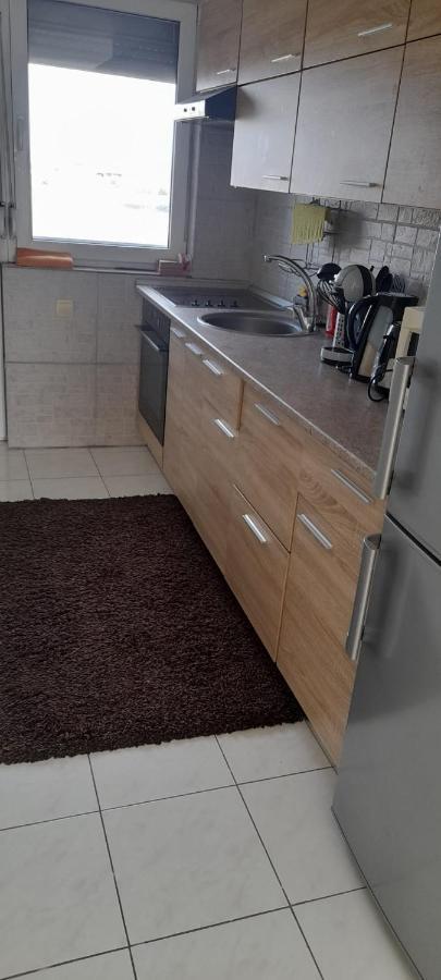 コスティネシュティApartament Bety Sea Frontアパートメント エクステリア 写真